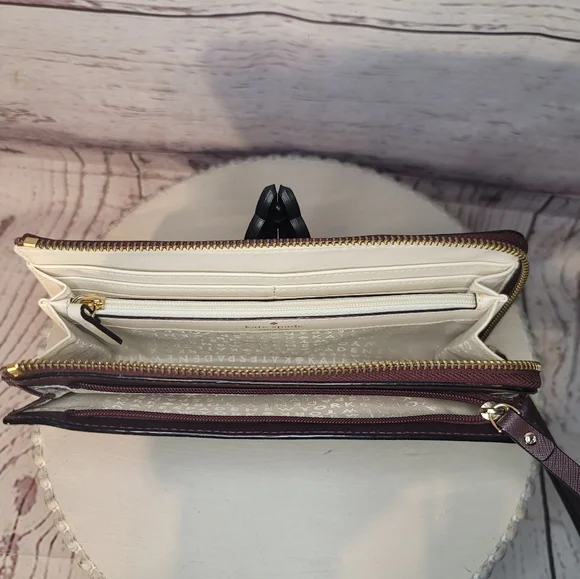 NWOT Kate Spade Schuyler Burgundy Large Continental Wallet Wristlet - Picture 6 of 12